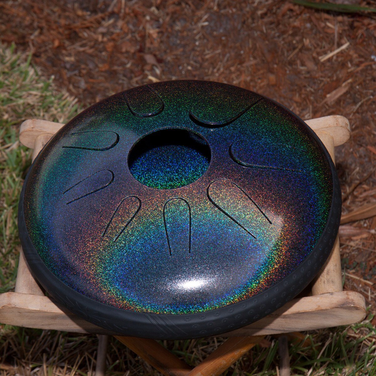 Idiopan Domina 12-Inch Tunable Steel Tongue Drum - Onyx Rainbow